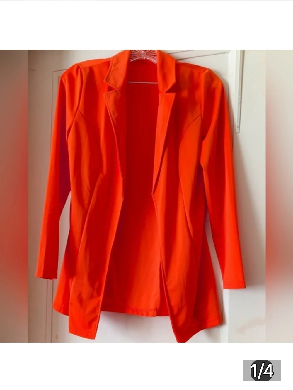 Women's Orange Suit Says M, But is really a size 0. - Picture 2 of 3